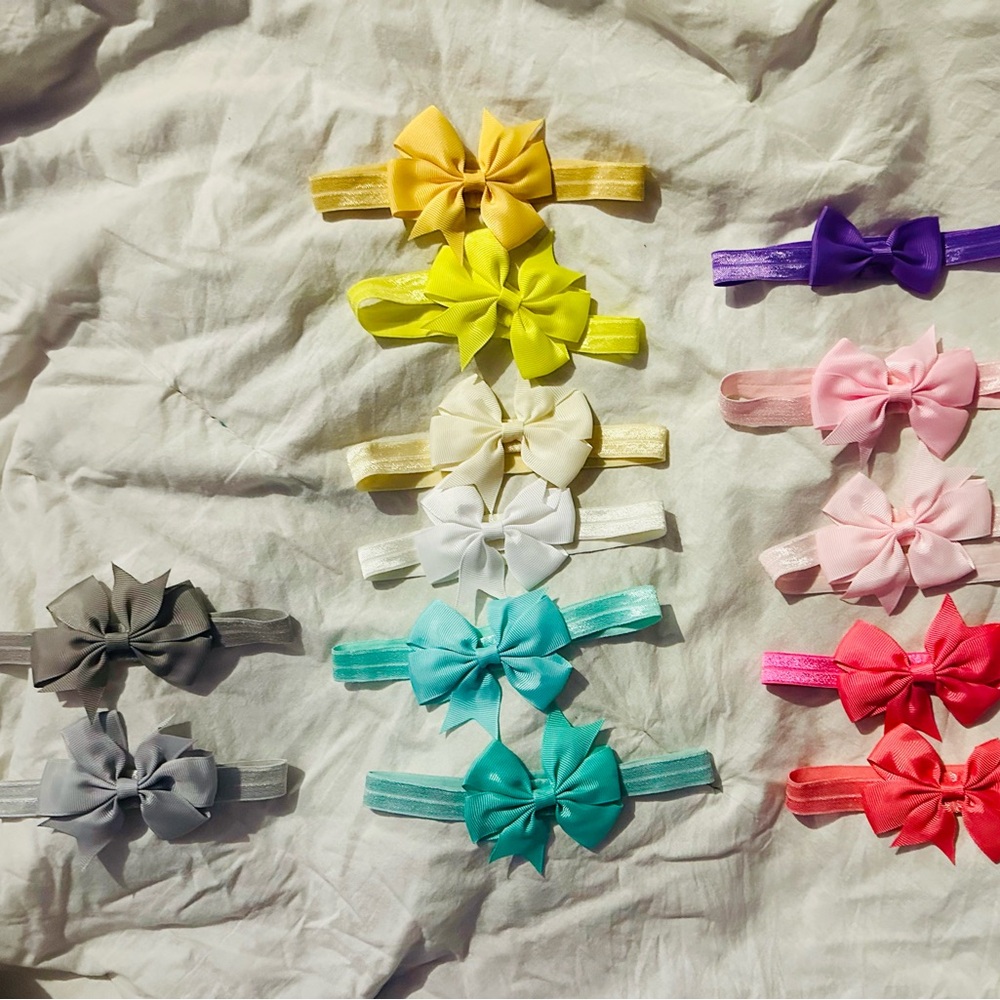 32 baby girl bows.
